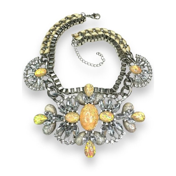 Large Chunky Acrylic Rhinestone Statement Necklace 15.5”-18” Lobster Claw - Picture 6 of 6